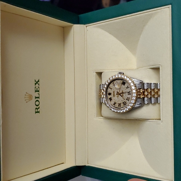 Rolex Other - Rolex Datejust 2 Tone 18k y/g / Stainless 14cts